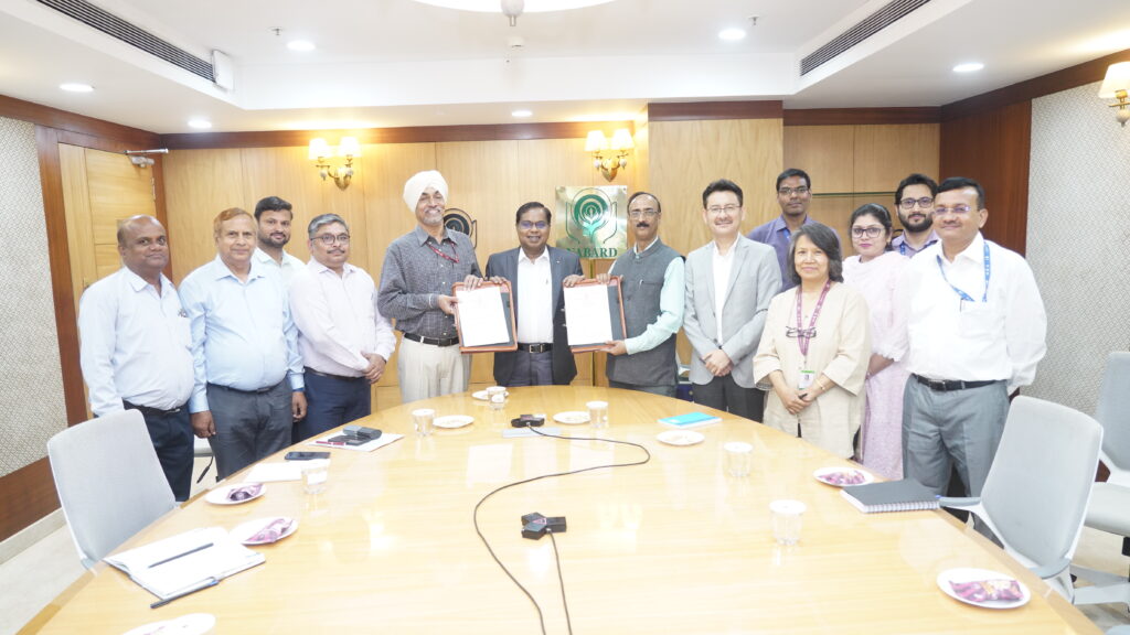 NABARD AND NRLM sign a MoU, to benefit women self help groups
